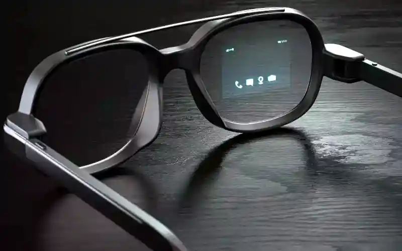 SoftEye smartglass