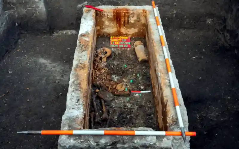 Budapest sarcophagus