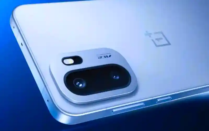 OnePlus 15R okostelefon